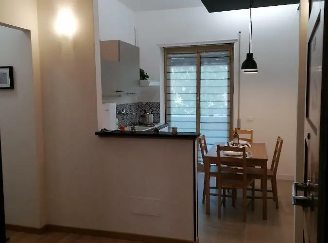 Chroma Italy - Doctor House Apartment *